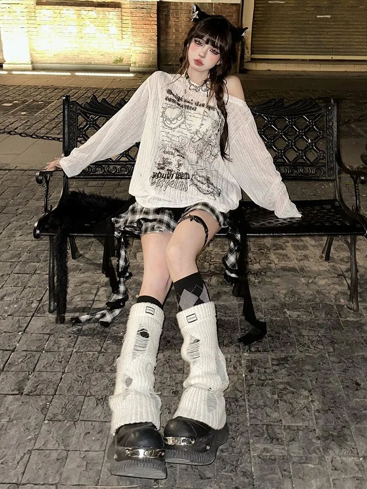 Black/White Asymmetrical Neckline Loose Fit Printed Top