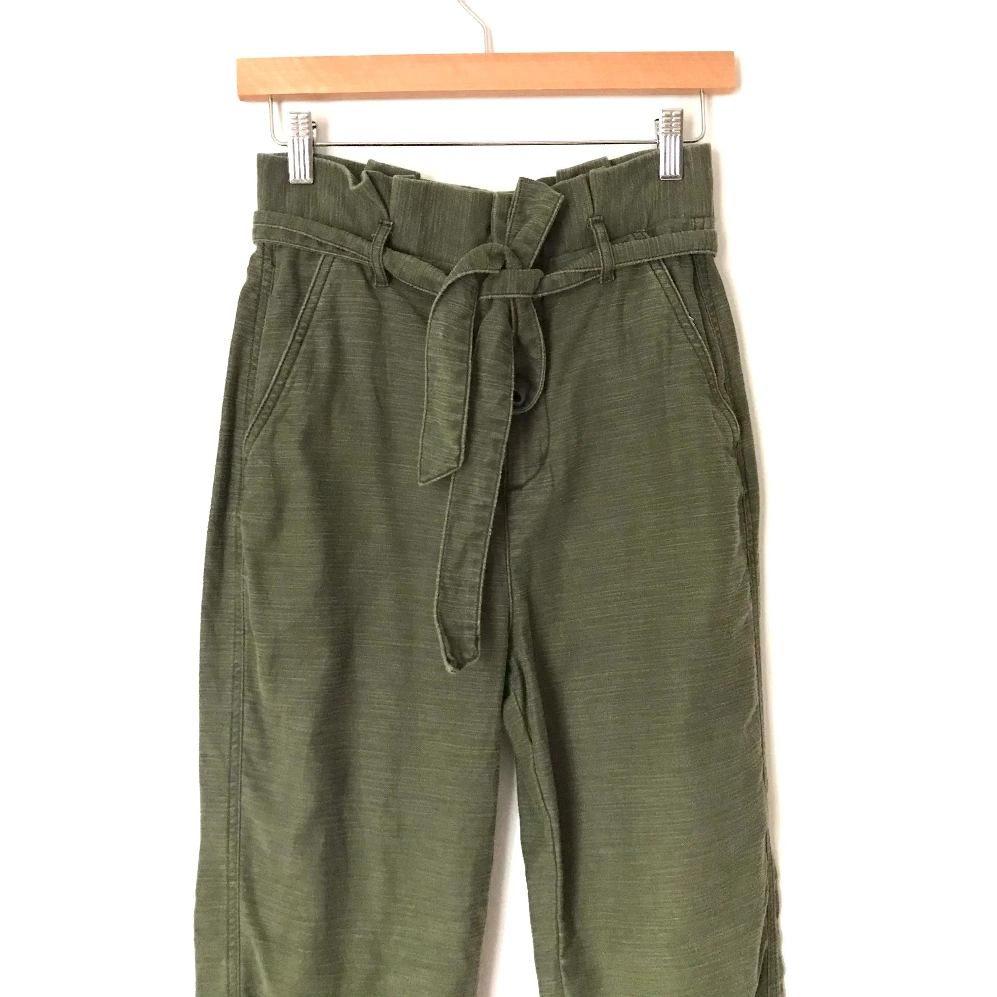 Express Olive Paperbag Original Pants- Size 2R (Inseam 26.5”)