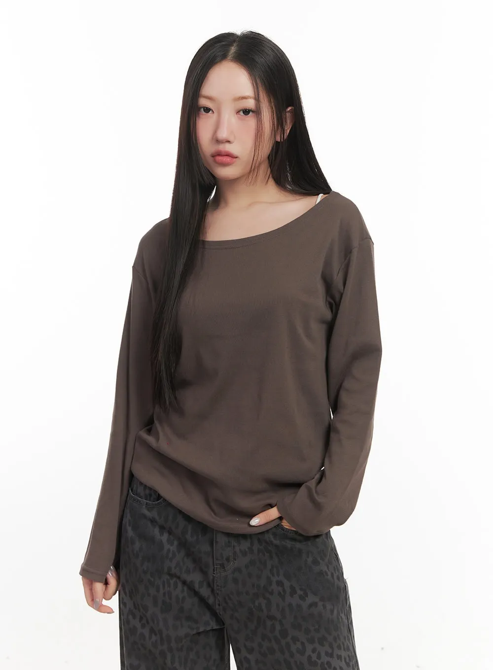 Loose Fit U-Neck Long Sleeve Shirt CF524