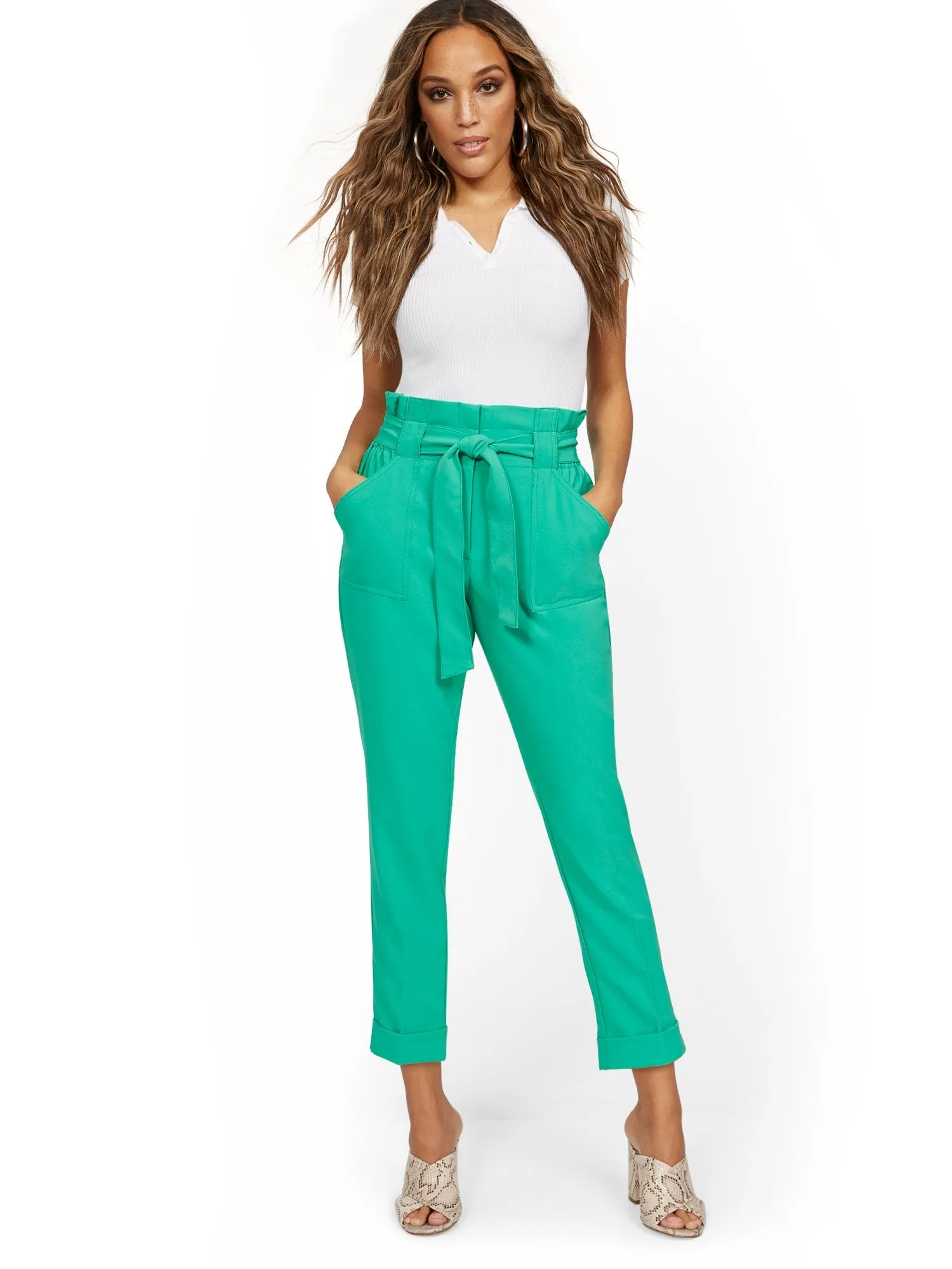 Tapered Leg Ankle Pant