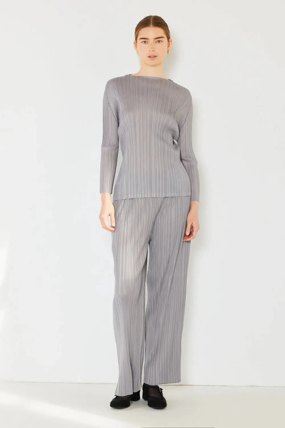 Women's Pleated Pants - Elastic-Waist Straight Pants-by Marina West Swim